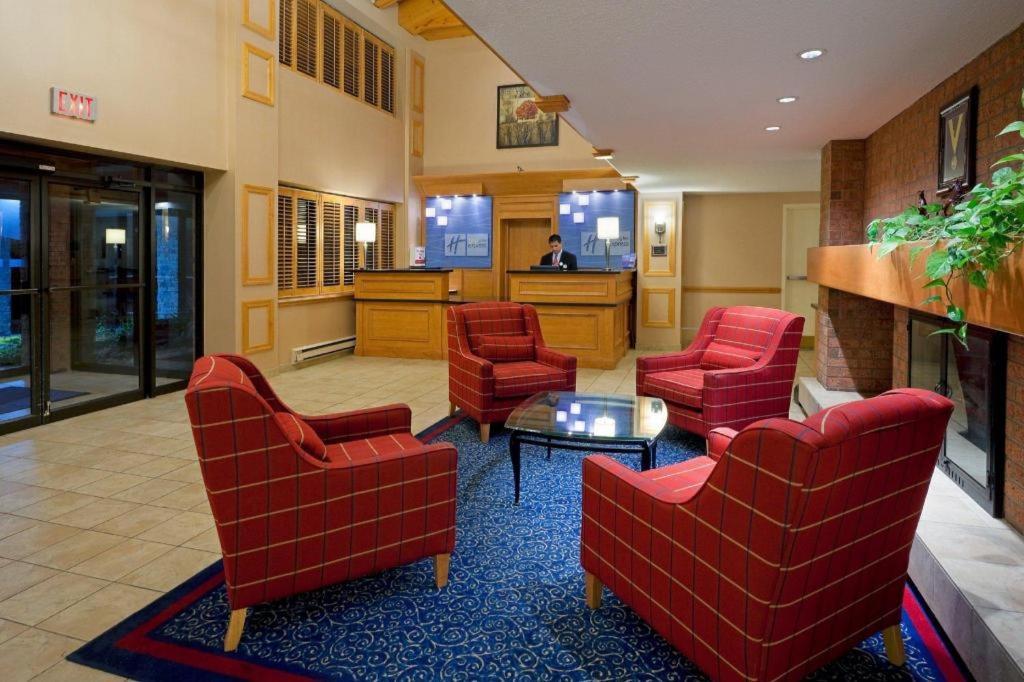Express East - Scarborough By Ihg Toronto