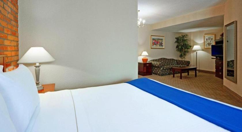Hotel Express East - Scarborough By Ihg Toronto