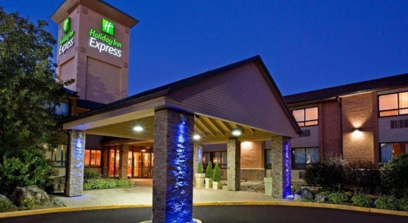 Express East - Scarborough By Ihg Toronto